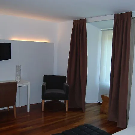 Hospederia Monasterio San Juan De La Pena 4*