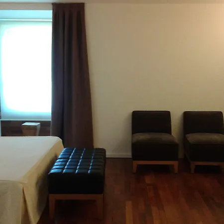 ホテル Hospederia Monasterio San Juan De La Pena サン・ファン・デ・ラペーニャ