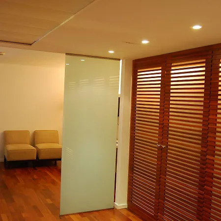 Hospederia Monasterio San Juan De La Pena サン・ファン・デ・ラペーニャ