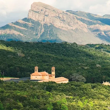 Hospederia Monasterio San Juan De La Pena サン・ファン・デ・ラペーニャ