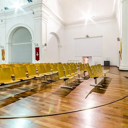 ホテル Hospederia Monasterio San Juan De La Pena