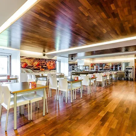 Hospederia Monasterio San Juan De La Pena