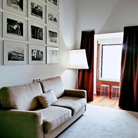 Hospederia Monasterio San Juan De La Pena ホテル