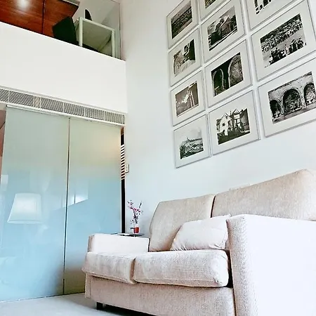 ホテル Hospederia Monasterio San Juan De La Pena 4*