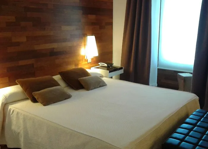 Hospederia Monasterio San Juan De La Pena