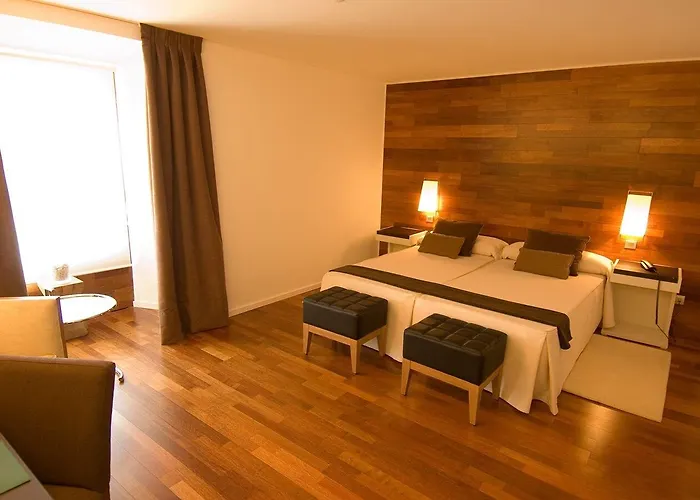 Hospederia Monasterio San Juan De La Pena Hotell 4*