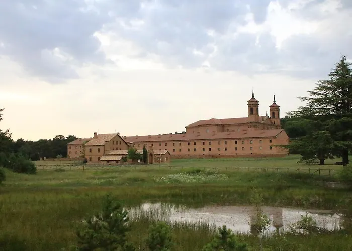 Hospederia Monasterio San Juan De La Pena Hotel 4*