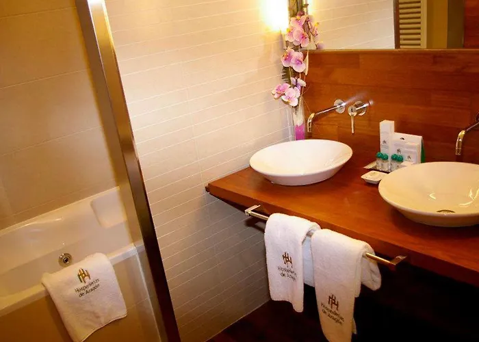 Hospederia Monasterio San Juan De La Pena Hotell San Juan de la Pena