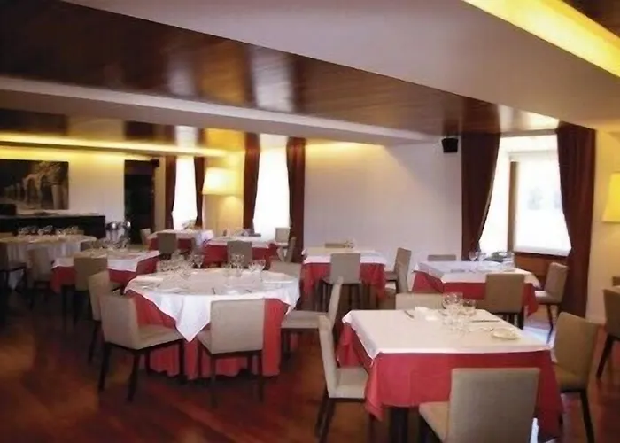 Hotell Hospederia Monasterio San Juan De La Pena San Juan de la Pena