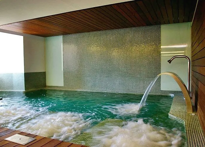 Hotel Hospederia Monasterio San Juan De La Pena 4*