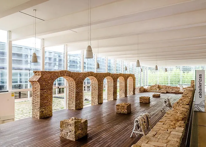 Hospederia Monasterio San Juan De La Pena