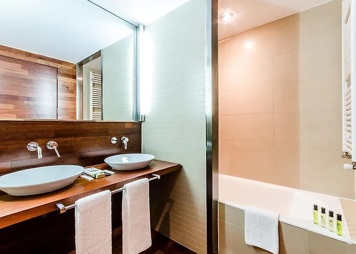 Hospederia Monasterio San Juan De La Pena