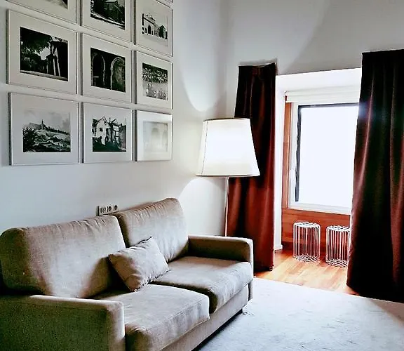 Hospederia Monasterio San Juan De La Pena Hotell